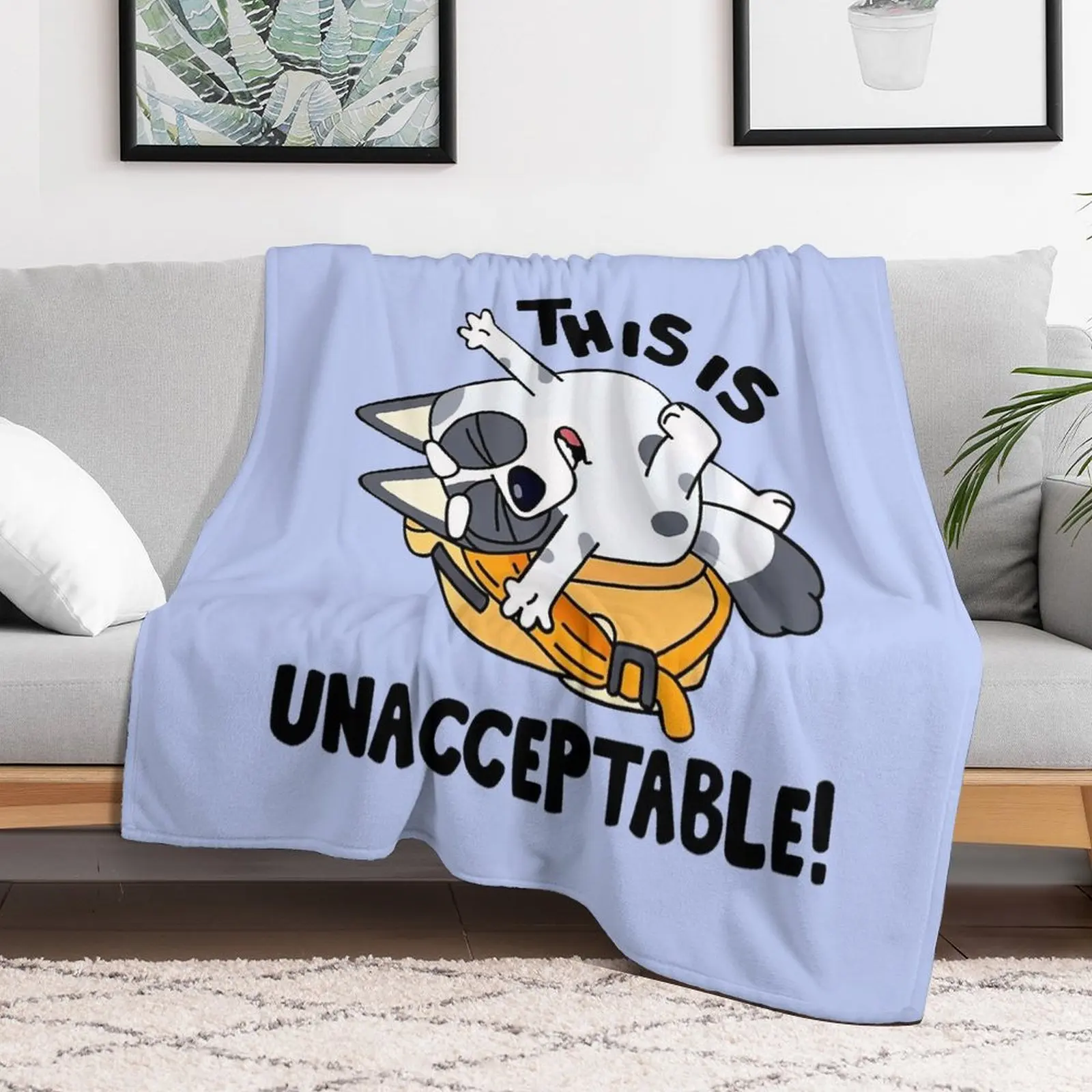 Это неприемлемо синее одеяло heеще очень большие одеяла для кровати