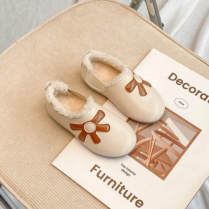 

Children's Fashion Round Head Simple Versatile Korean Style Solid Color Flower Cotton Shoes 2022 Casual Slip on Kids Simple PU