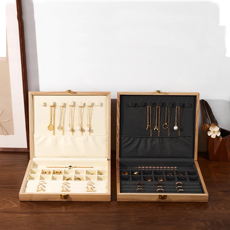 Органайзер для ювелирных изделий из цельного дерева