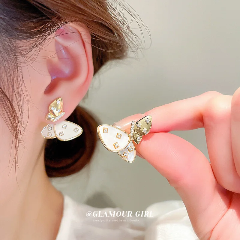 

Real Gold Plating Silver Needle Zircon Butterfly French Light Luxury Senior Sense Earrings Elegant Temperament Earrings Female