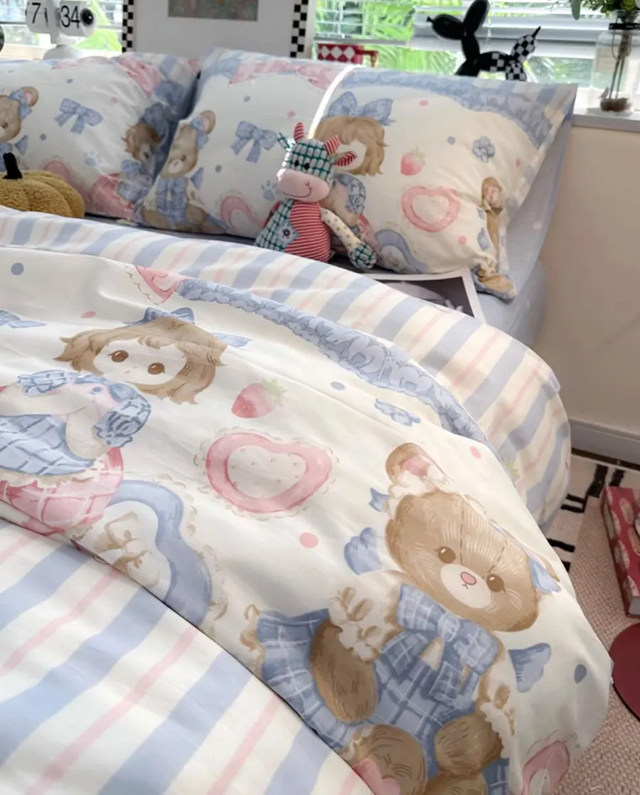 Комплект постельного белья с милым мультяшным изображением девушки медведя