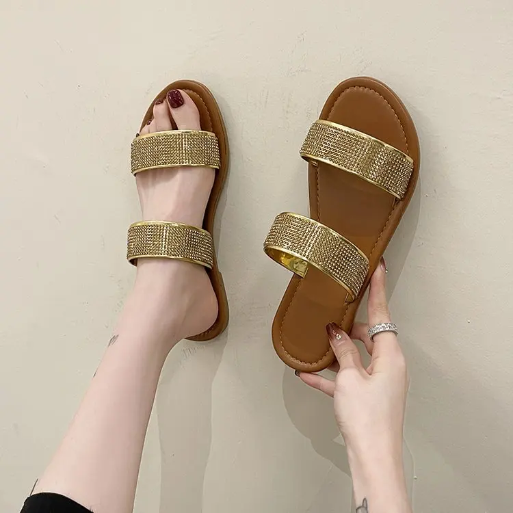 

2022 Summer Women's Shoes Plus Size 43 Fashion Glossy Rhinestone Sandals Slippers Female Summer Outdoor Casual Flat Slippers