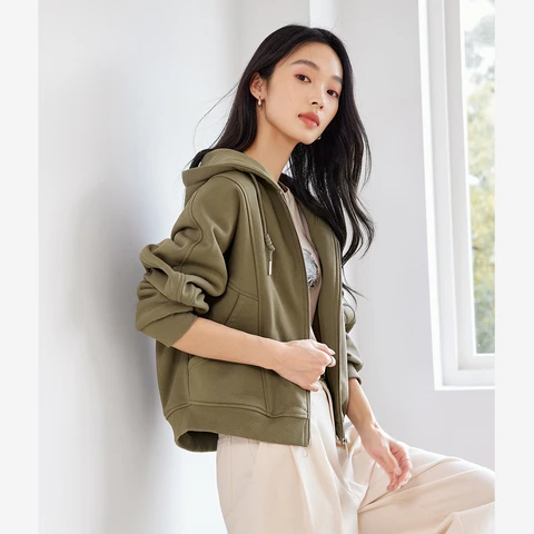 Vimly Женская куртка зимняя короткая зелёная