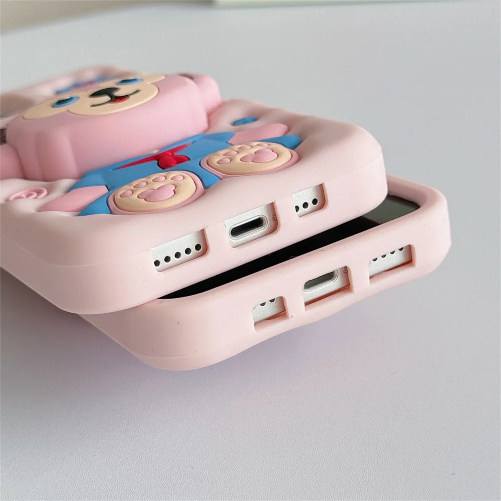 Милый мультяшный чехол с медведем для iPhone 17, 16, 15 Plus, 14, 13, 12, 11, 16E, 17 Pro Max, с 3D-подставкой в виде Дэффи и Шерли Мэй (art.: 3920db3d70ea5) - 3920db3d70ea5