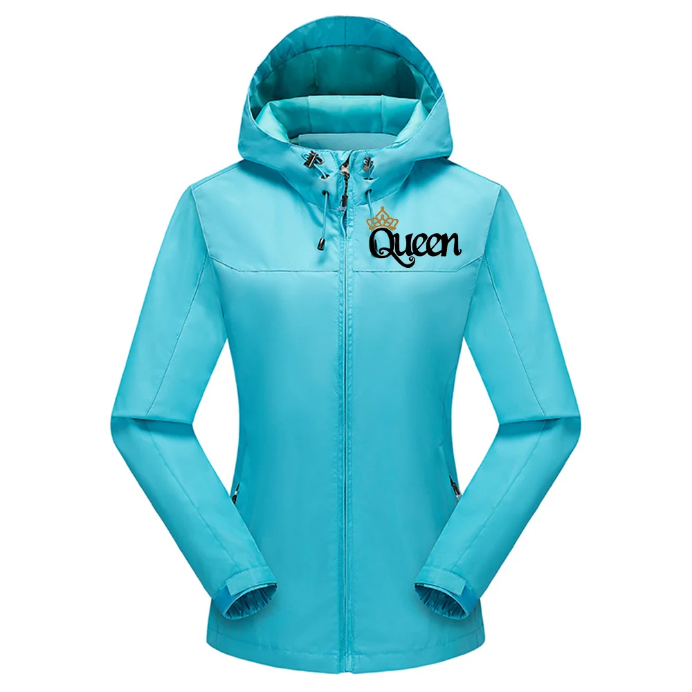 Рисунок 5 - Ветровка женская с капюшоном и принтом «Queen»