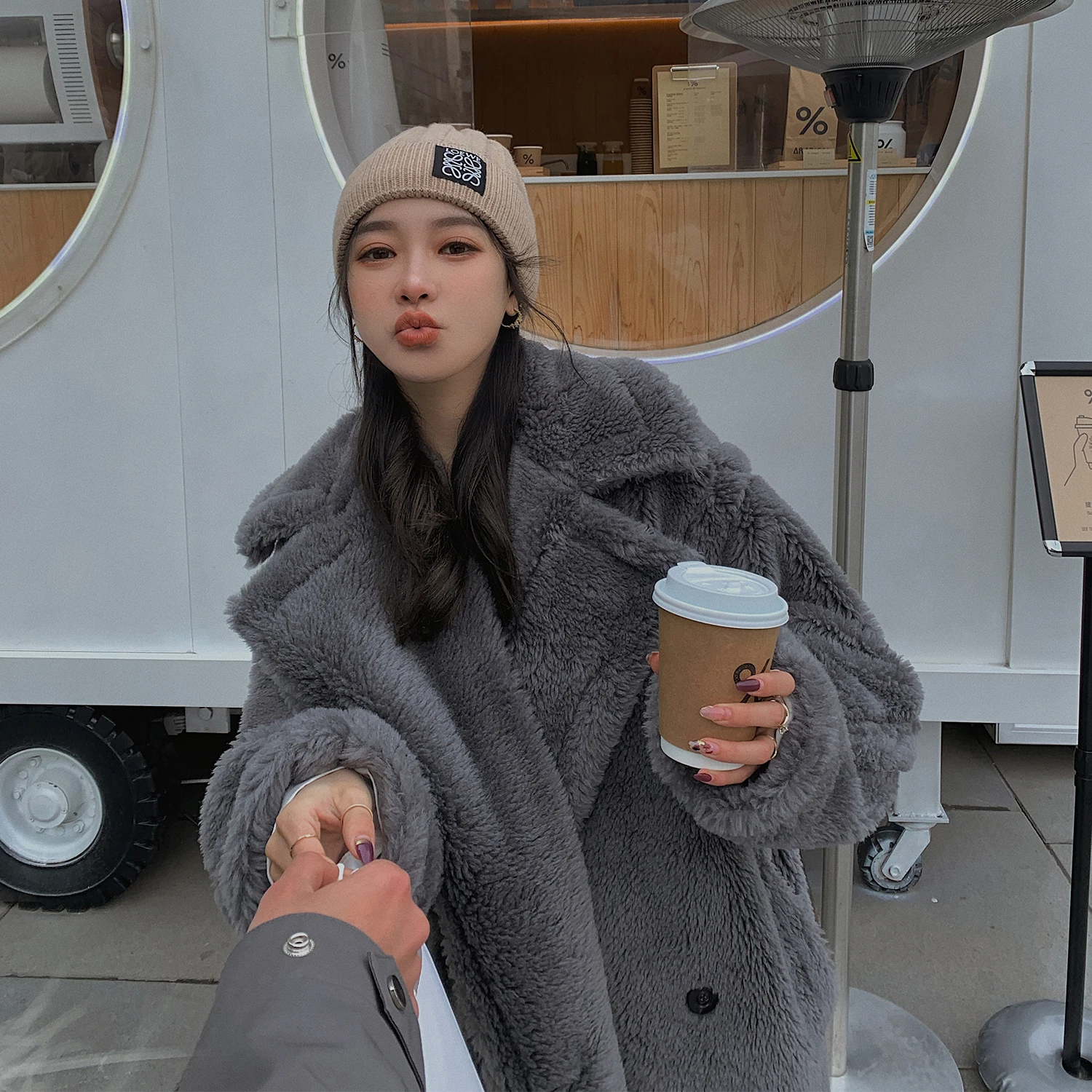 Winter Coat Woman Fashion Faux Fur Coat 