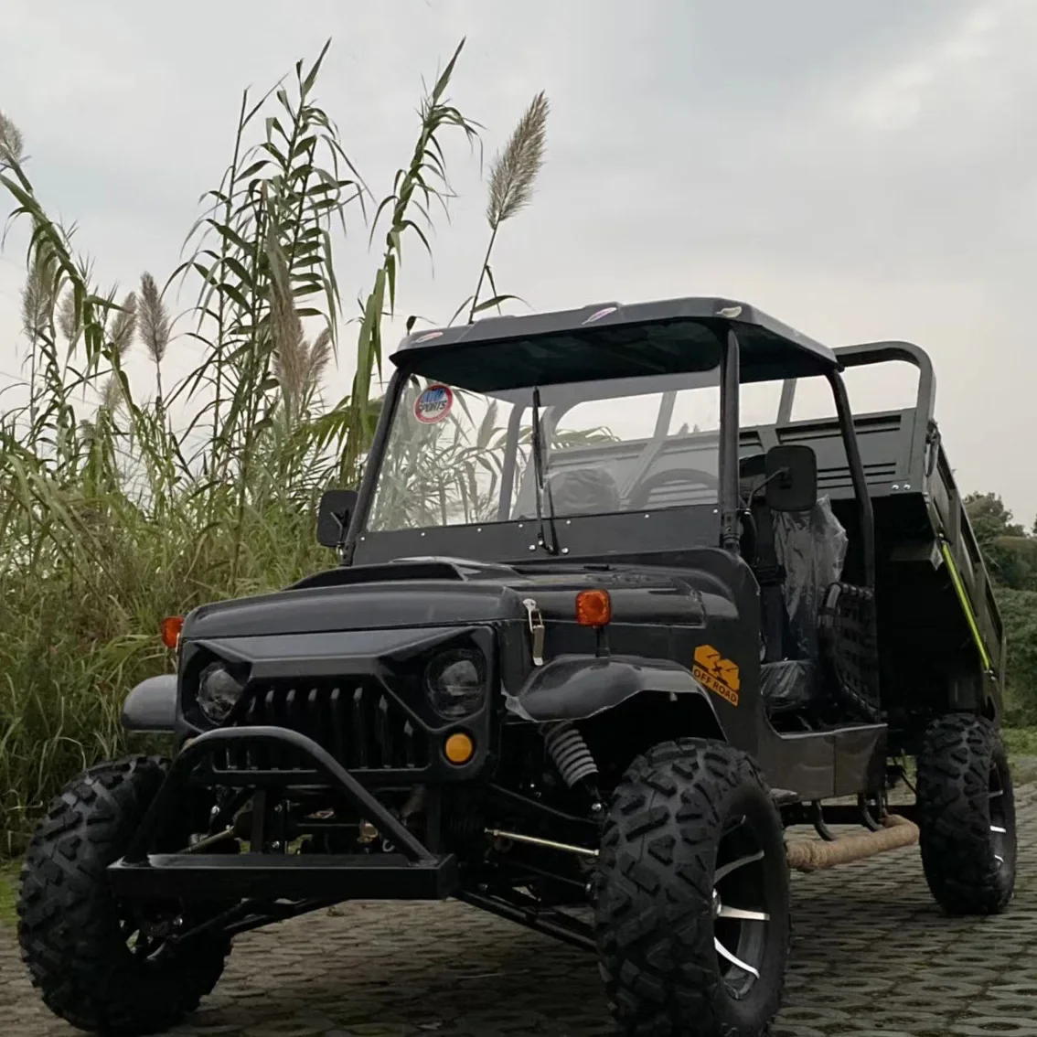 320cc 4x4 Четырехколесный двухместный внедорожник с грузовым ящиком ATV