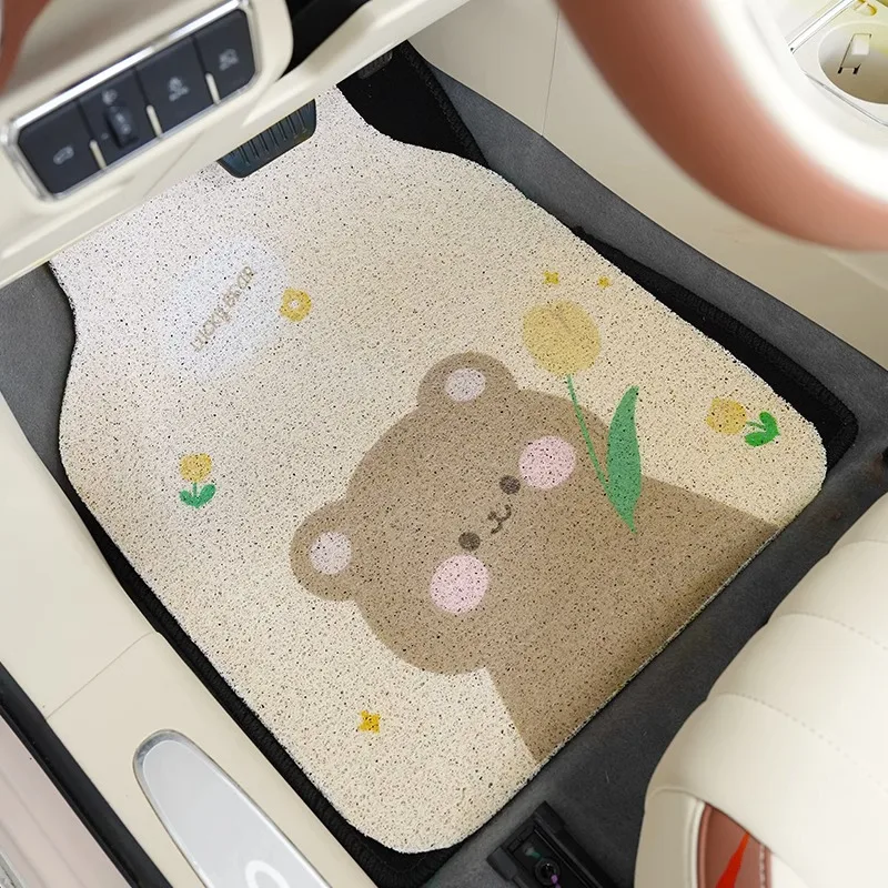 

New Fashion Creative Tulip Bear Ins Anti Dirty Protective Silk Loop Car Foot Mat Carpet Car Interior Ornaments
