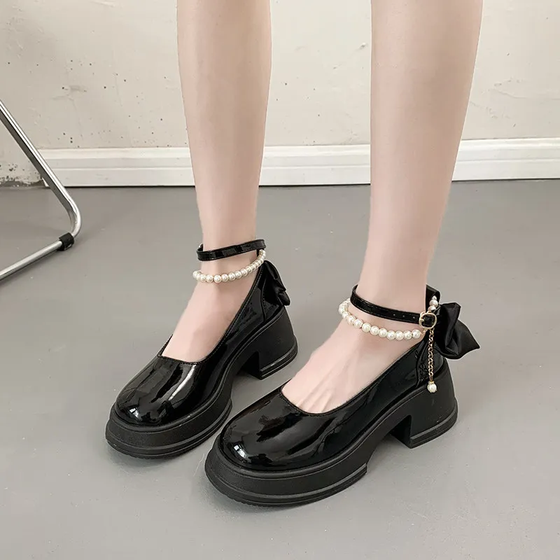 Туфли на каблуке сабо платформе украшенные жемчугом оксфорды женские криперы с