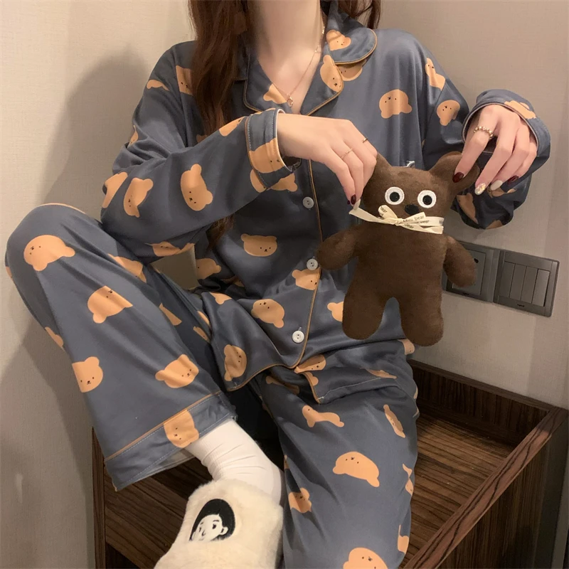 2022 new pajamas women spring and autumn cotton long sleeve cardigan senior feeling can be worn outside the residential suit set