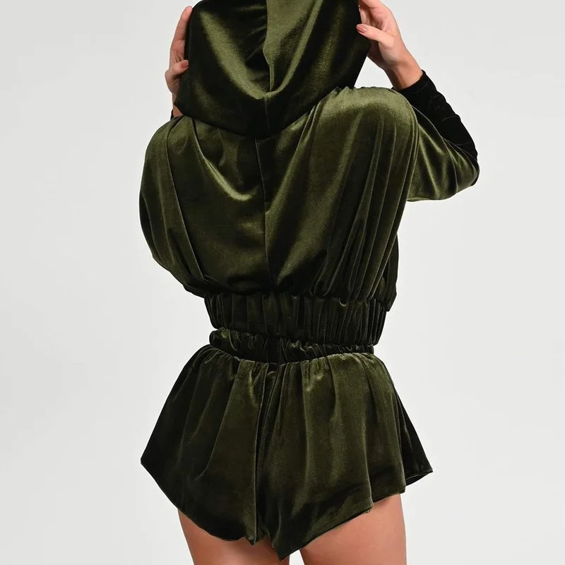 Black Long Sleeve Gold Velvet Bare Navel Hoodie Short Jacket and Shorts Two Piece Set Winter Sexy Women Velvet Two Piece Set