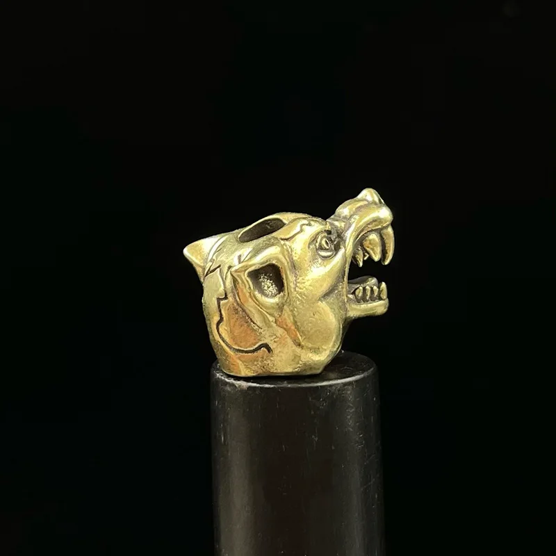 Латунный кулон-фигурка волка