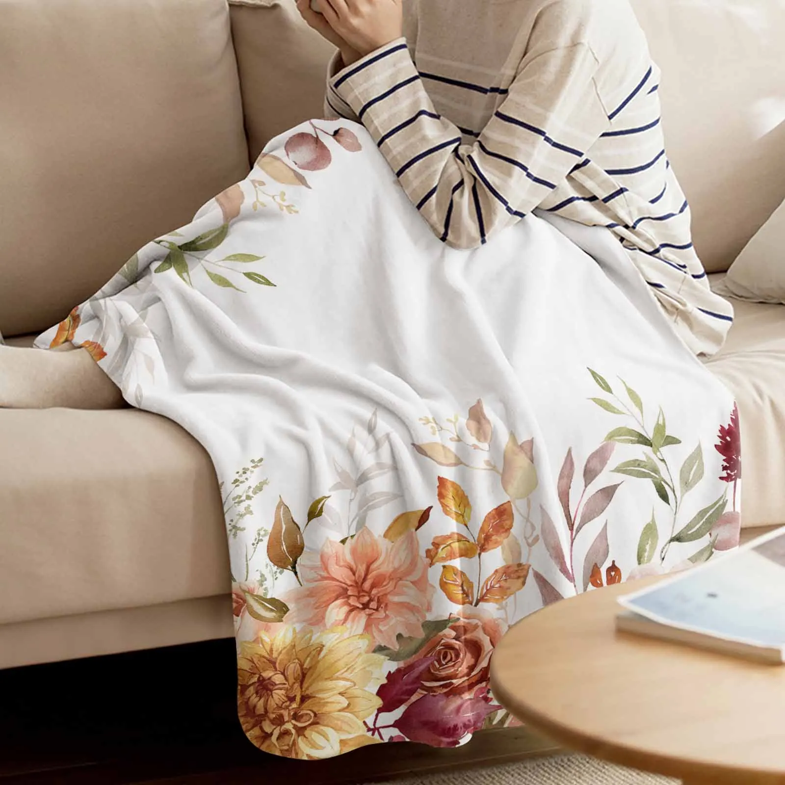 Осеннее одеяло с листьями цветами растениями диваном теплое фланелевое из
