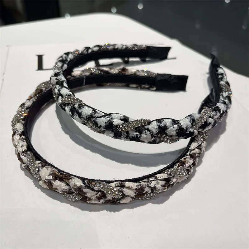

Fried dough twist Pearl Hair Band Wrapping Fine Hair Decoration Shampoo Headband