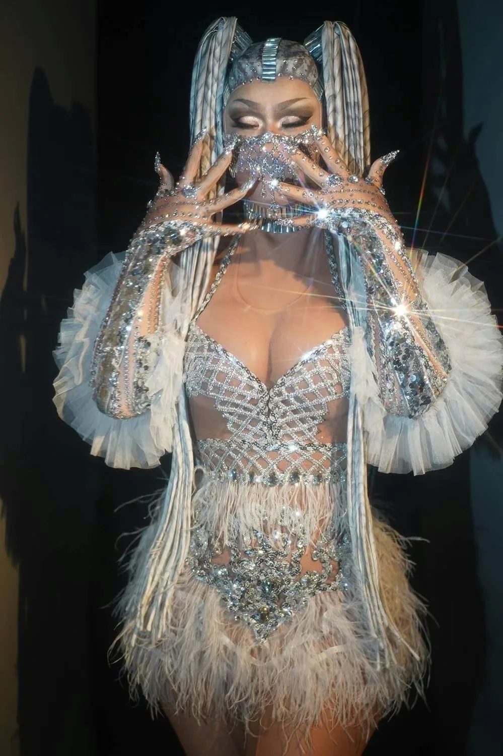 

New Shiny luxury Evening Sparkly Silver Sequins Ostrich feather Dress Sexy Nightclub Dance Costume Celebrate Birthday Dresses