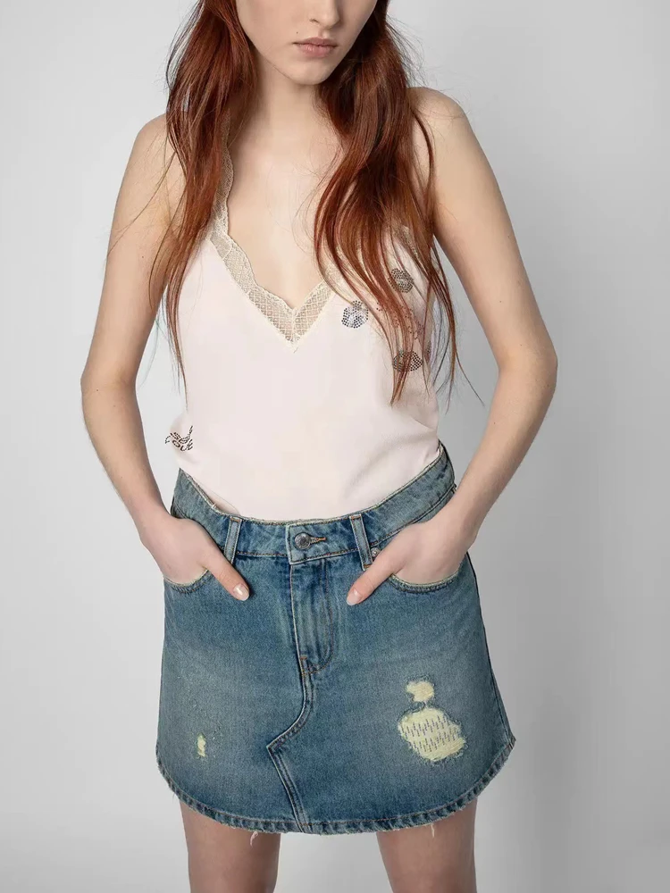 

2022 Summer New Zadi Tank Top 100% Silk Lace Edge Letters Rhinestone Decorated Women Casual Camisole