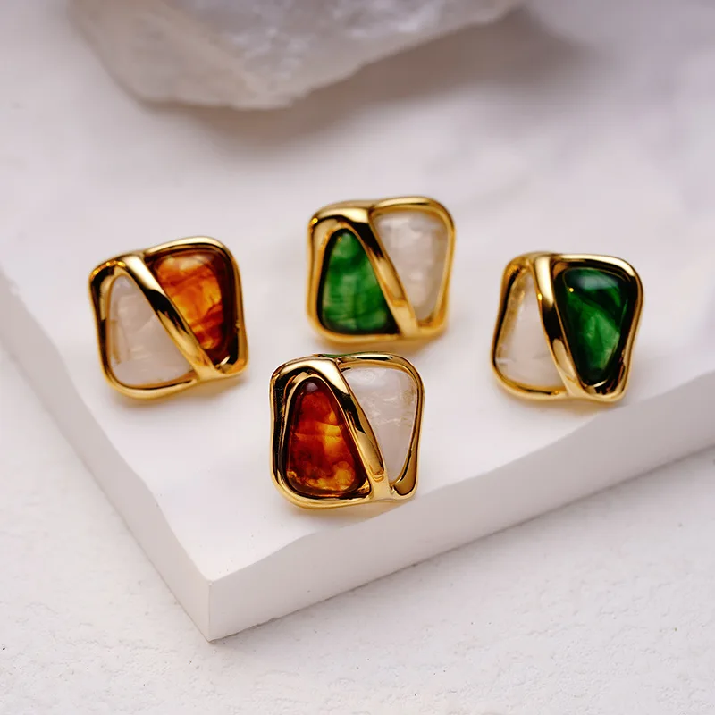 

Maxcore High-grade earrings Women's luxury fashion color contrast geometric square earrings spring & Autumn vintage earrings