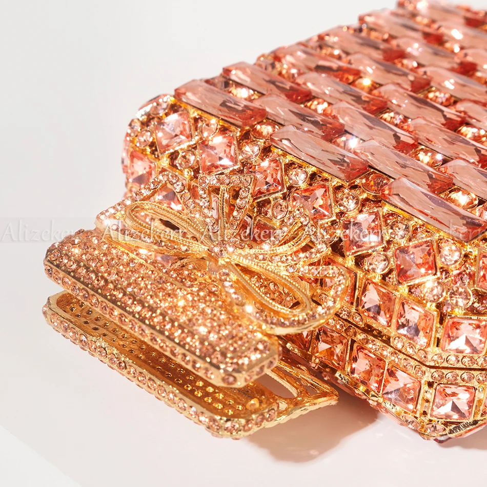 Вечерние женские сумки Alizekerr в виде флакона духов с кристаллами роскошные