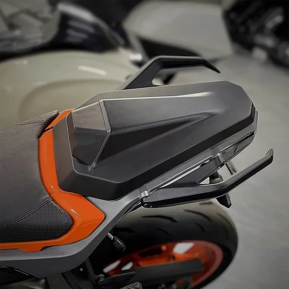 Фото Carenado de pasajero trasero de motocicleta para Duke 390 125 2024 2025 кубический Asiento trasero para Duke125 Duke250 Duke390 №4