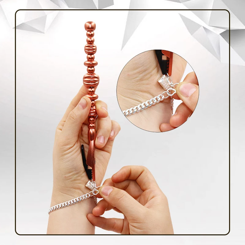 

Bracelet Wearing Auxiliary Clip For Women Jewelry Tool Bracelet Clip Buckle Tool Bracelet Buckle Auxiliary Clip Bracelet Clip
