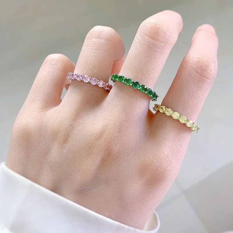 Женское кольцо из серебра 100% пробы с изумрудом