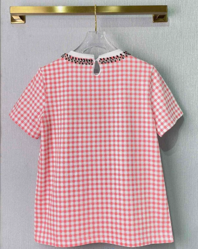 

124828 Fashion Classic Trendy Luxury Design Women Plaid Print Letters Logo Decorative Collar Round O Neck Short Sleeve T-shirt