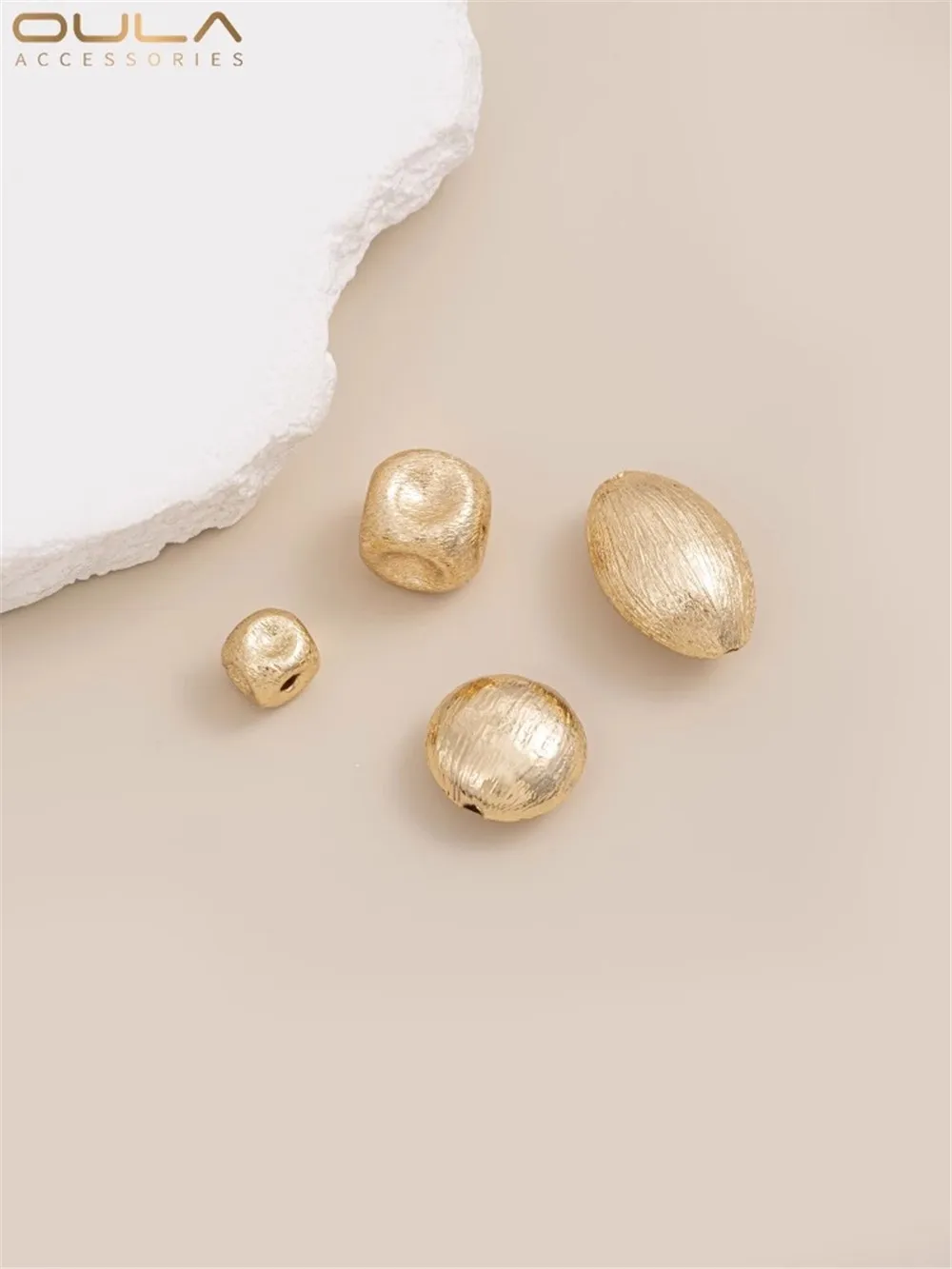 14-каратное золотое покрытие матовая квадратная бусина сплюснутая Mantou овальная