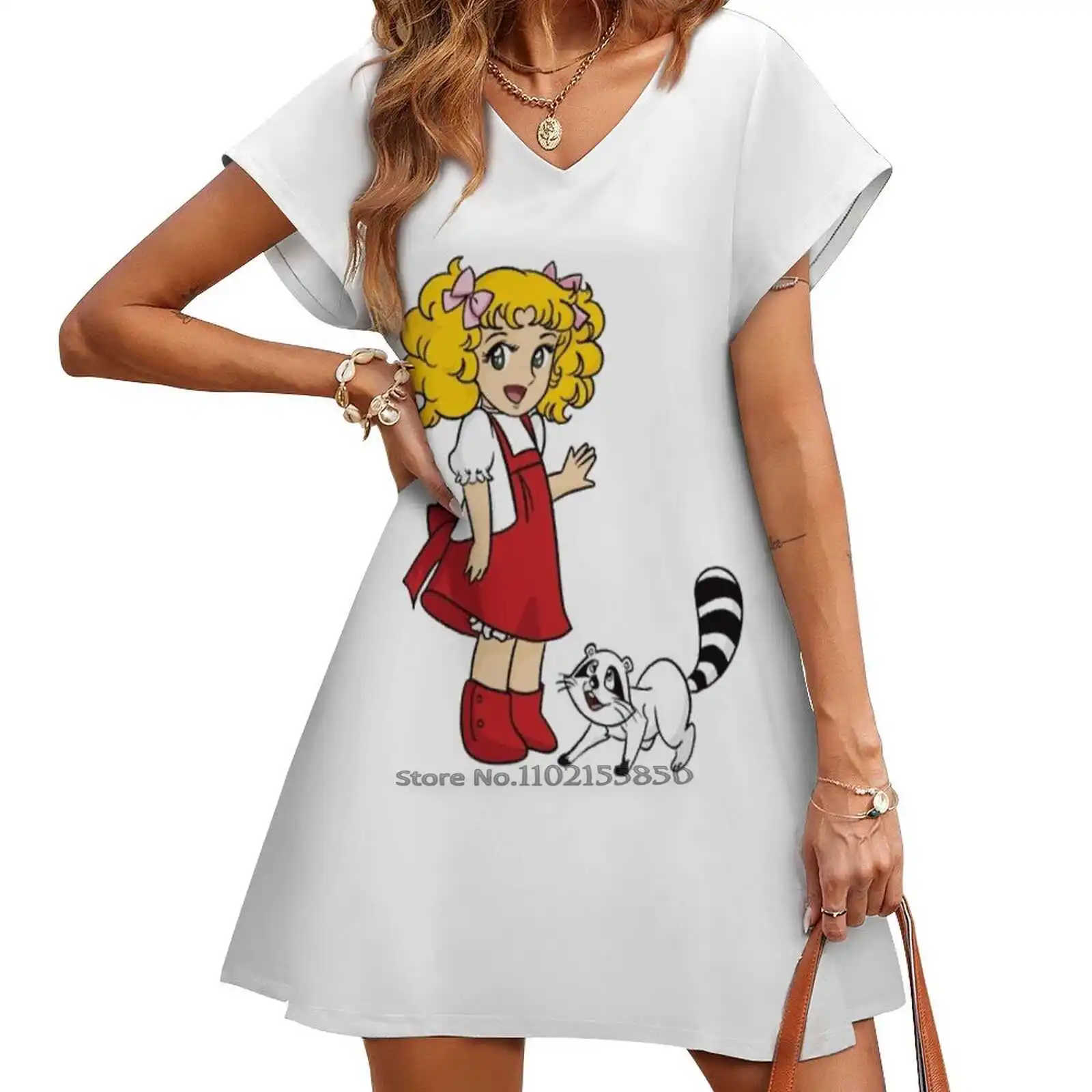 Летнее платье с V-образным вырезом и коротким рукавом