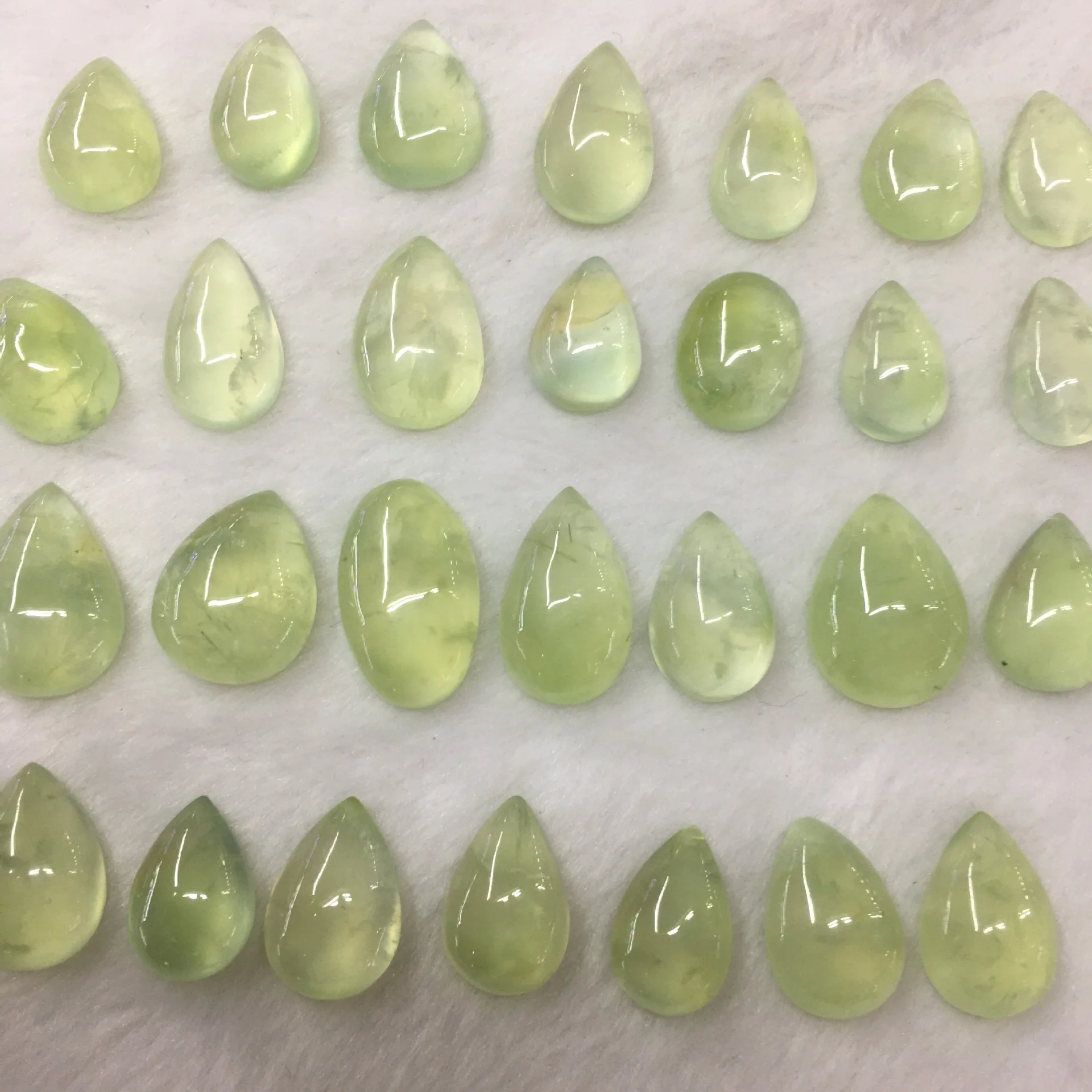 Оптовая продажа 10 шт./упаковка бусины из натурального преннита кабошон 16-30 мм