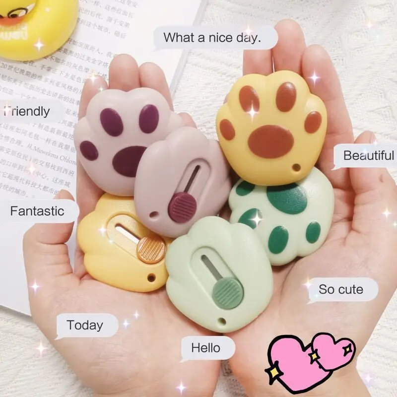 

Portable Utility Knife Cartoon Cat Claw Retractable Paper Cutter Tool Suitable for Opening Envelopes and Express Delivery Knives