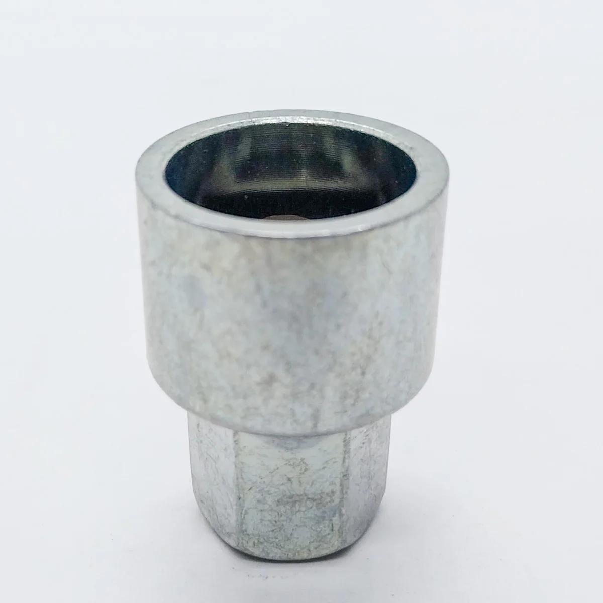 Противоугонный винт McGard для Peugeot 206 207 208 306 307 308