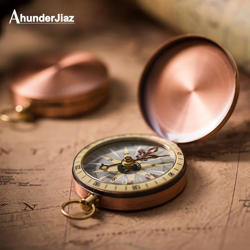

Vintage Copper Compass Flip Cover Compass Mini Retro Pocket Watch Compass Camping Hiking Nautical Survival Photography Props