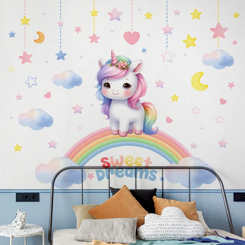 

Радужная наклейка с единорогом