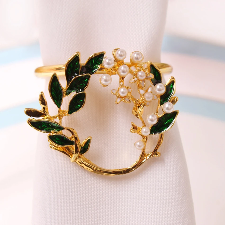 4PCS Ginkgo Leaf Metal Napkin Ring Pearl Flower Holder for Wedding Valentine's Day Party Home Dinning Room Table Decor - купить по