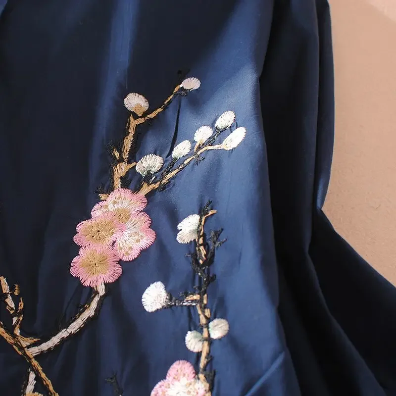 Пуловер средней длины с цветочной вышивкой в этническом стиле рубашка-поло