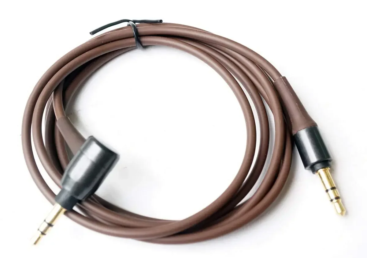 V-MOTA совместим с кабельной аудиосистемой ATH-MSR7BK ATH-MSR7NC ATH-SR5BT ATH-MSR7GM наушники