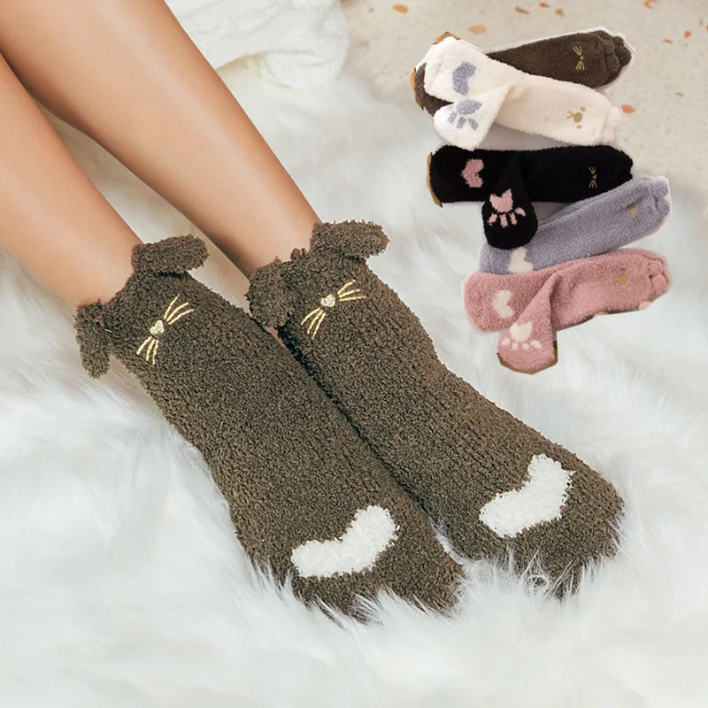 

1 pair New Women Cat Footprints Cute Claw Pattern Thick Coral Velvet Floor Socks Home Sleeping Socks Female Warm Winter gifts