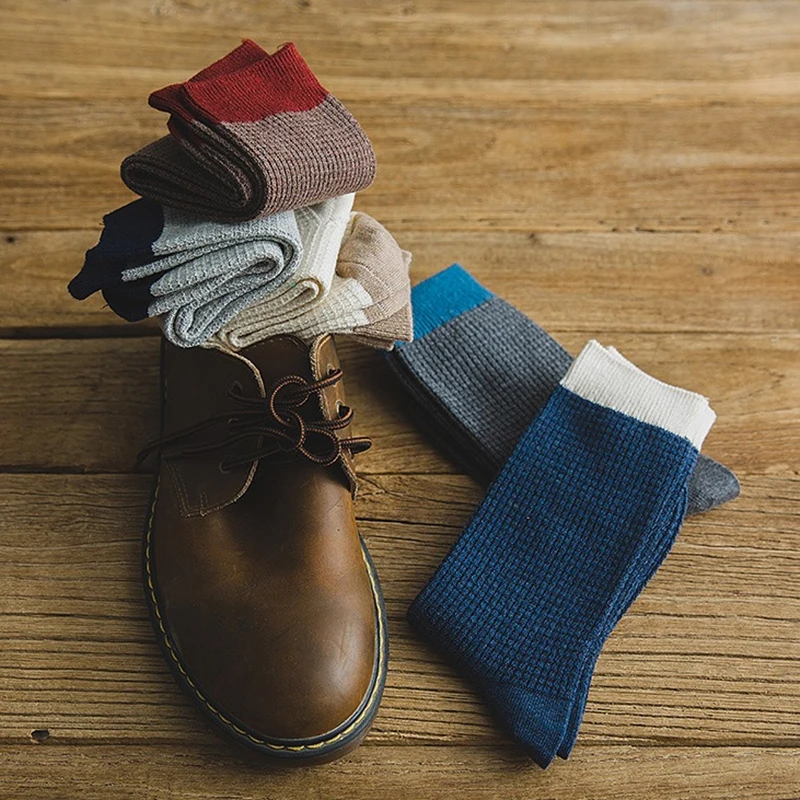 High Quality Men Organic Cotton Harajuku Business Socks Fall Winter Comfortable Combed Cotton Mid-Tube Socks Classic Gift Socks
