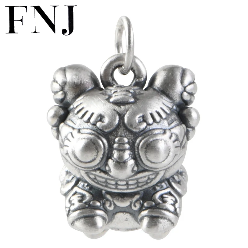 

Кулон из серебра 990 пробы с тигром