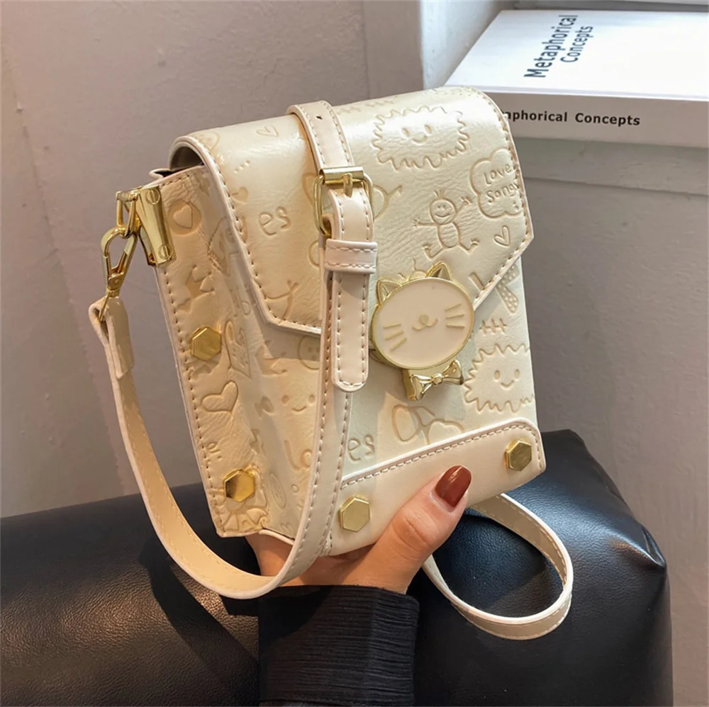 

Cute cartoon fashion embossed women's bag new summer ins niche personalized shoulder bag foreign style Korean mobile phone bag