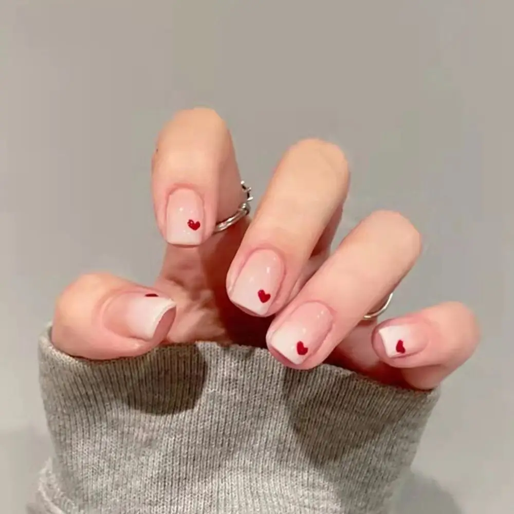 Модные 24 шт. Белые градиентные квадратные накладные ногти с французской острым наконечником. Полное покрытие ногтей надавливанием аксессуары для маникюра.