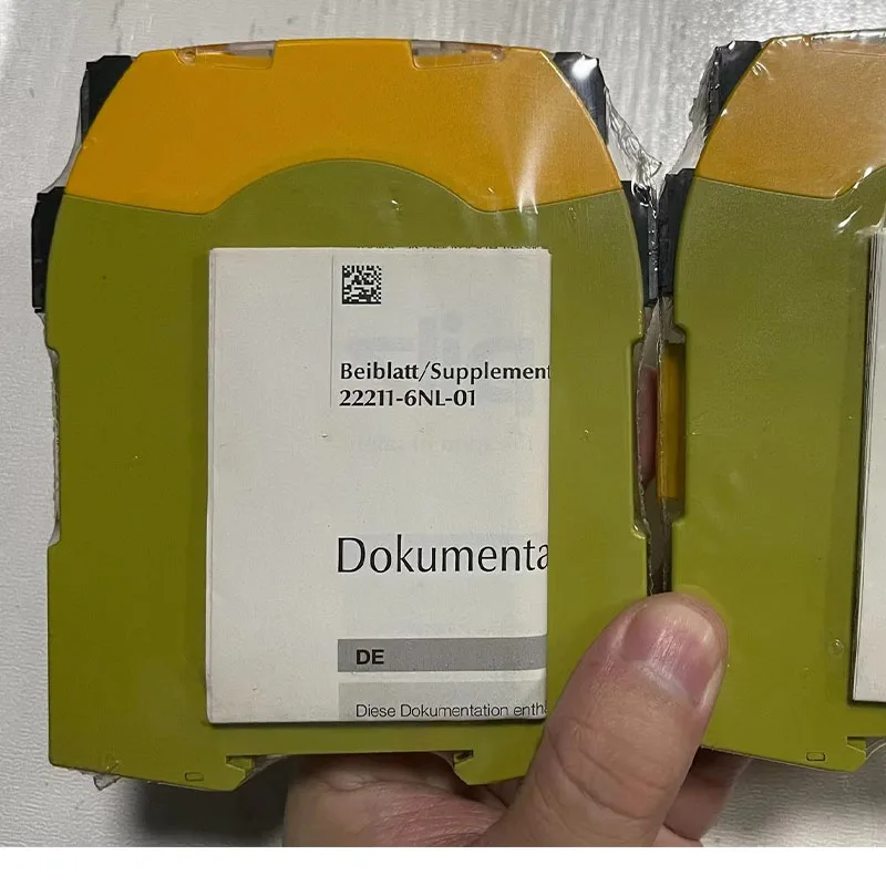 Новое оригинальное реле безопасности Pilz 751103 PNOZ s3 C 24VDC 2 n/o в наличии