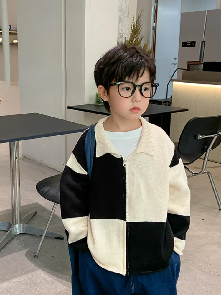 

2022 Boys Lapel Color Contrast Sweaters Kids Soft Loose Knitted Cardigan Coats Cotton Casual Children Boys Winter Sweater