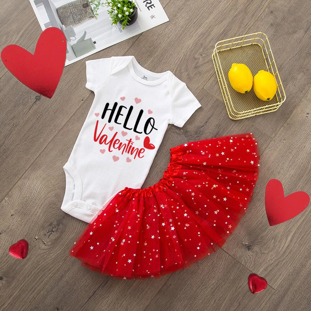 

Наряд для девочки, дня всех влюбленных, с сердечком