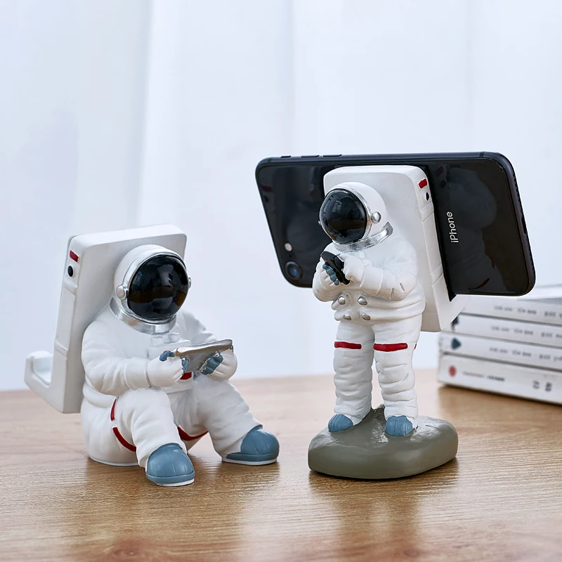 

Astronaut Functional Ornaments Resin Portrait Statue Desk Decor Mobile phone bracket Statuette Home Decoration Accessories Moder