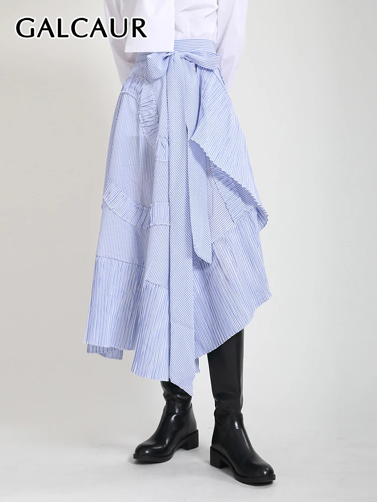 

Юбка-миди в полоску, с высокой талией и рюшами