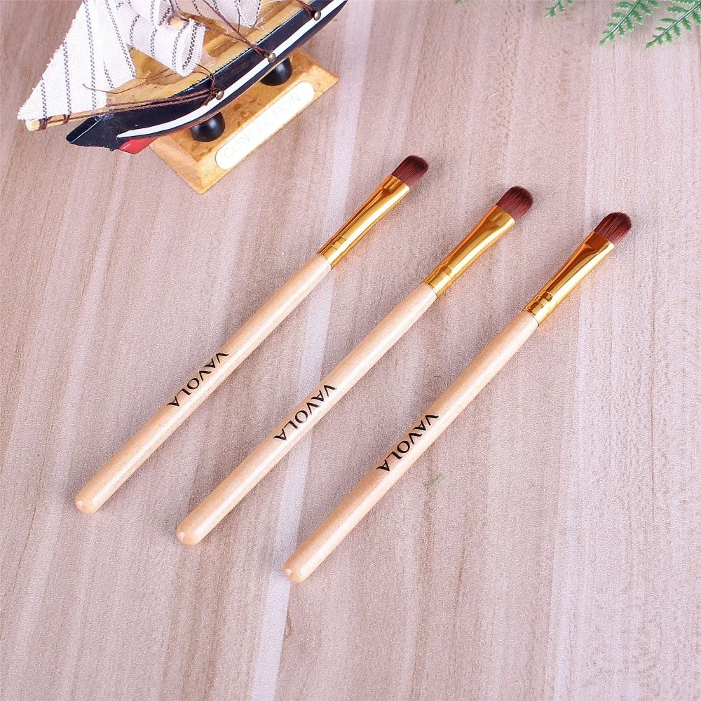 Фото Vavola Single Wooden Handle Eyeshadow Brush Portable Eyeshadow Makeup Brush Smudge №3