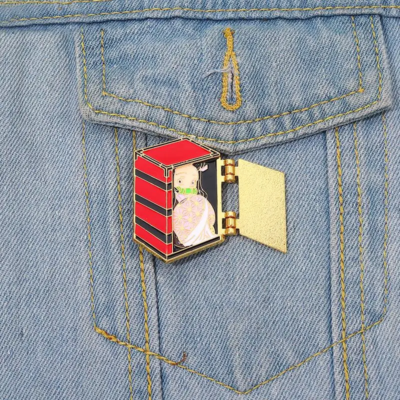 

Kamado Nezuko Box Enamel Pins Custom Flip Cover Brooches Lapel Badges Cartoon Anime Jewelry Gift for Kids Friends