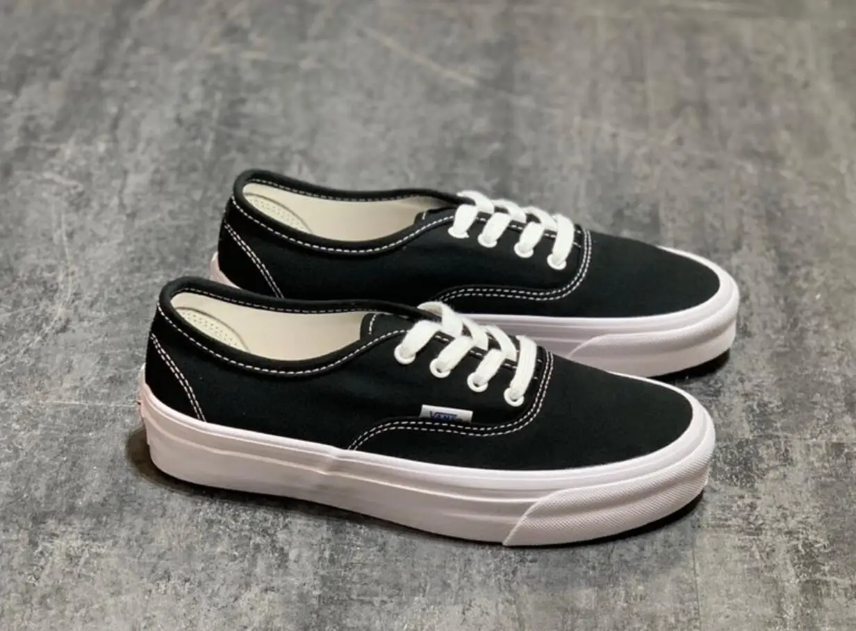 

VANS FAMILY Vault OG Authentic LX Fashion Women Vulcanized Shoe Lightning Pattern Men Street Skateboarding Sneakers 36-44