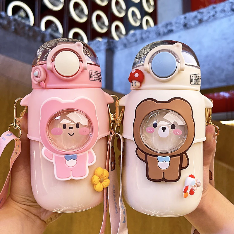

720ml Kids Water Bottle for School Boys Girl Cup With Straw BPA Free Cute Cartoon Leakproof Mug Portable Travel Drinking Tumbler